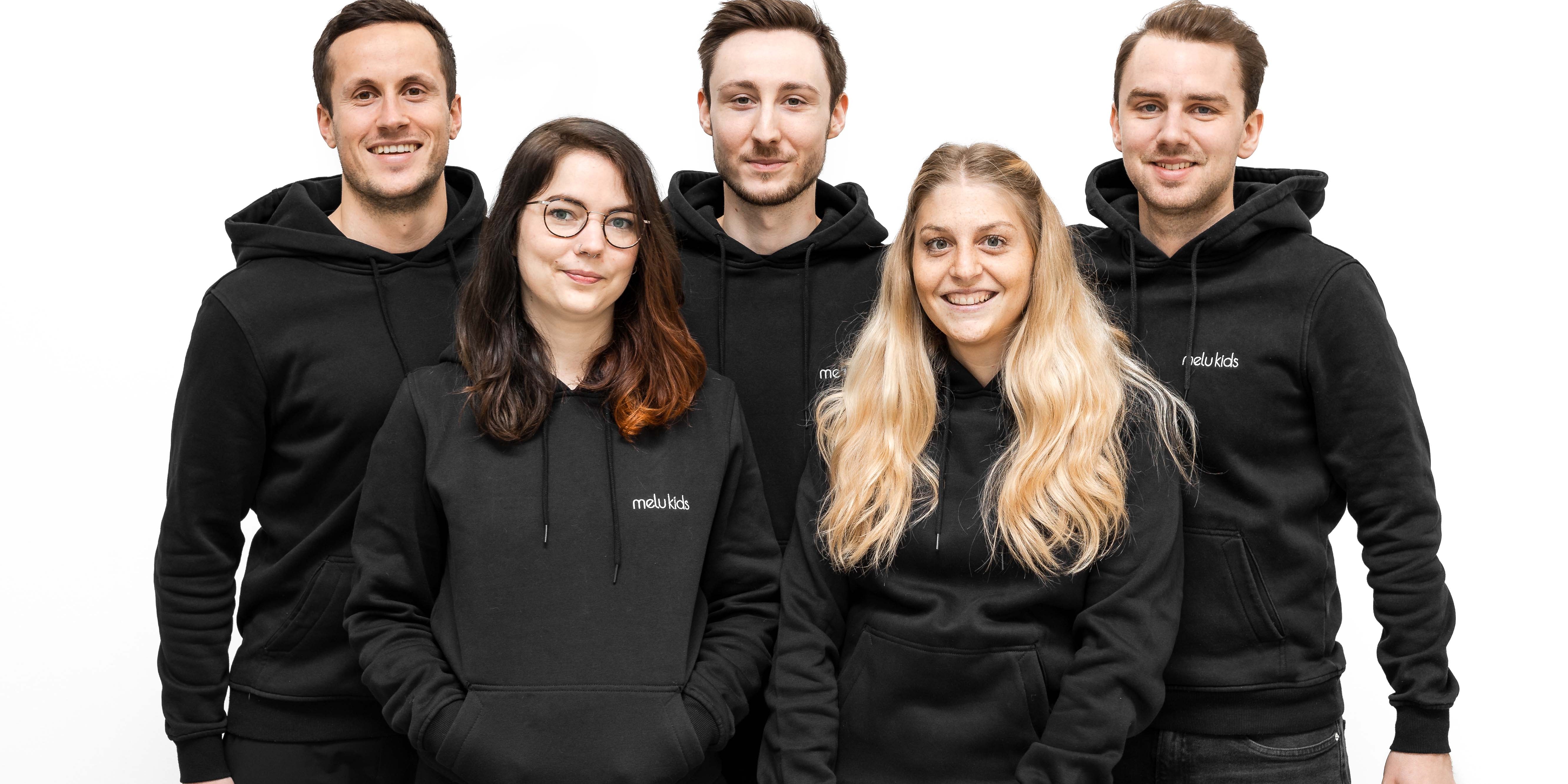 Das Team von Melu Kids - Ihr Ansprechpartner für personalisierte Namensaufkleber und mehr